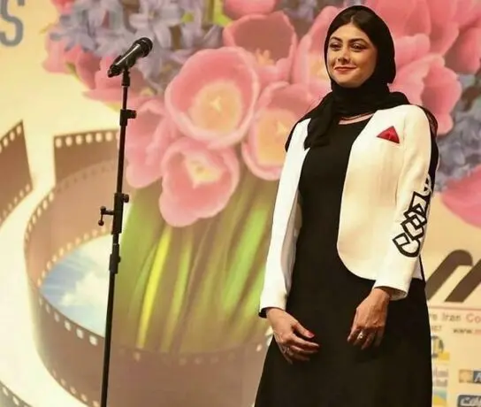 آزاده صمدی