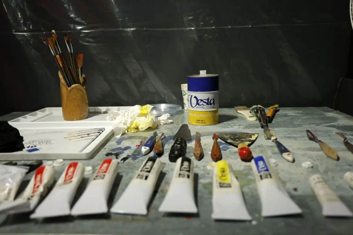 Live Painting Performance at Saless Gallery in Tehran with Vesta Color Support