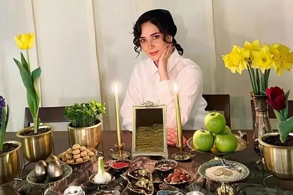 بازیگران پای سفره هفت سین ۱۴۰۱/ از گلزار و شاکردوست تا بهنوش، لیلا، شبنم، پریناز