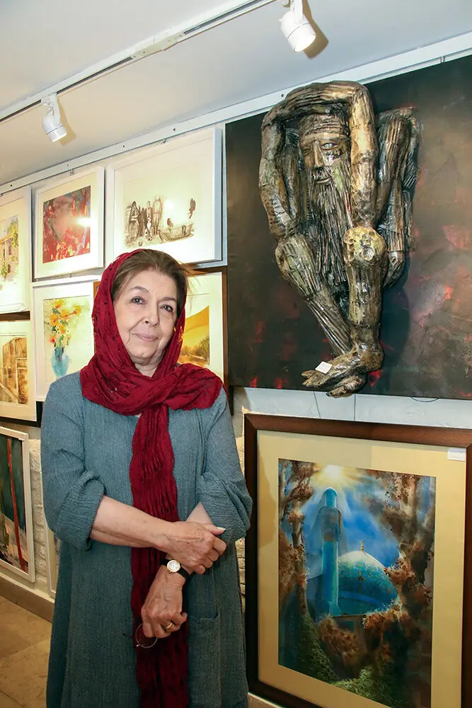 هنرمند 13 تا 80 ساله، قیمت ها از 150 هزار تا 80 میلیون/ استراتژی لیلی گلستان برای تازگی قدیمی ترین رویداد تجسمی