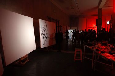 رنگ وستا در هفته دیزاین تهران در دانشکده هنرهای زیبا