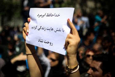 تشییع پیکر ناصر ملک مطیعی در خانه سینما