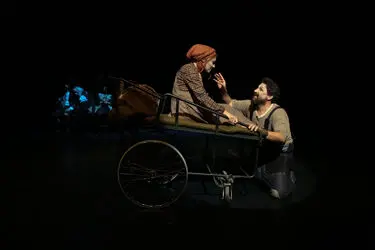 نمایش "فاندو و لیز" در تماشاخانه مهرگان
