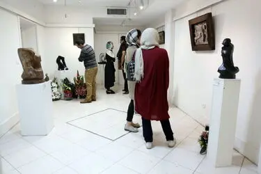 نمایشگاه مجسمه های جمشید مرادیان و شاگردانش در فرهنگسرای ابن سینا