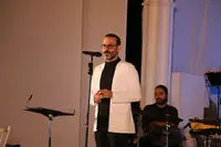 علیرضا قربانی با هیتلر و آتش‌سوزی تماشاگران را شگفت‌زده کرد/ الکتروآکوستیک با دستاویز پرفورمنس