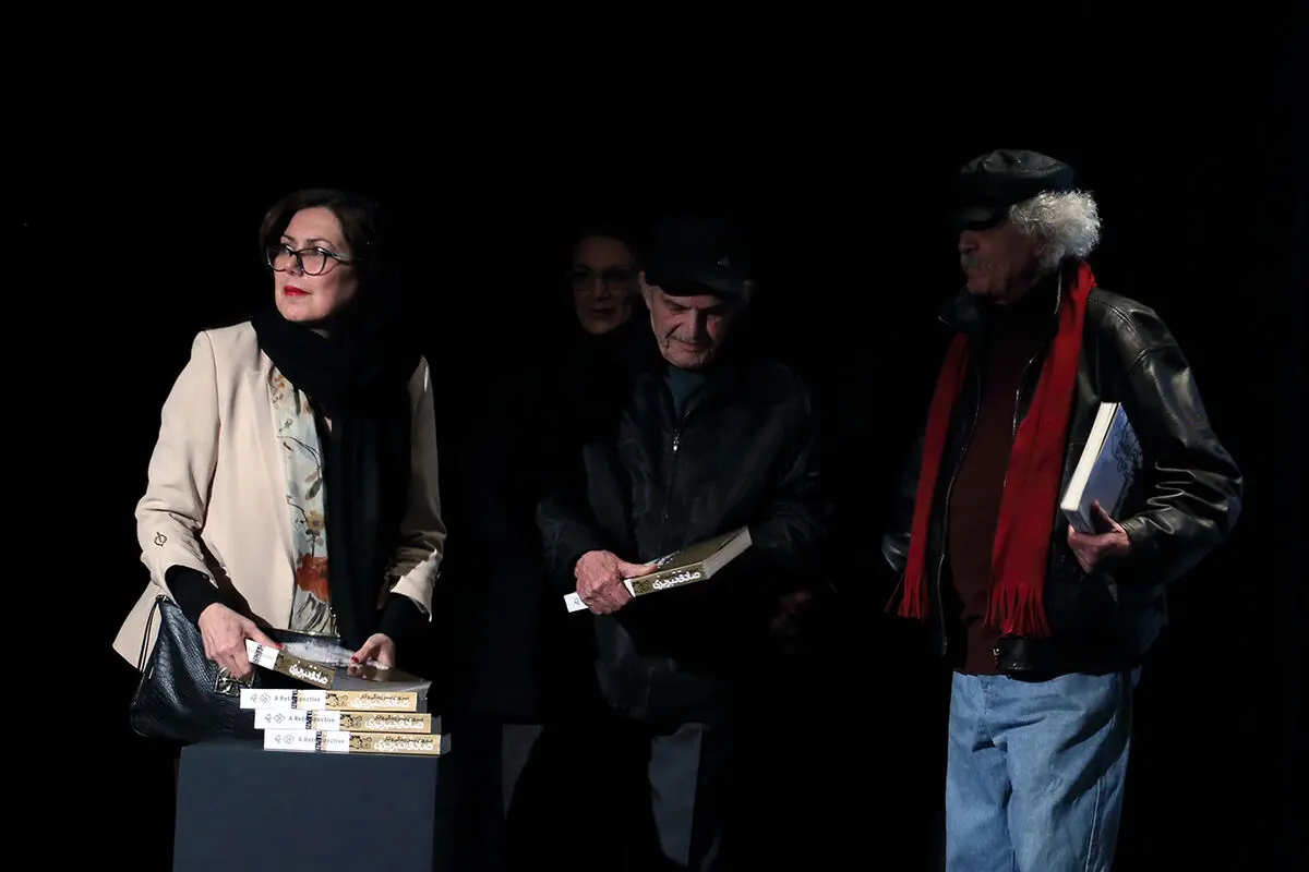 Sadegh Tabrizi Book Mojdeh Gallery 