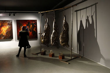 افتتاحیه نمایشگاه آثار ناصر گیو قصاب در گالری آ