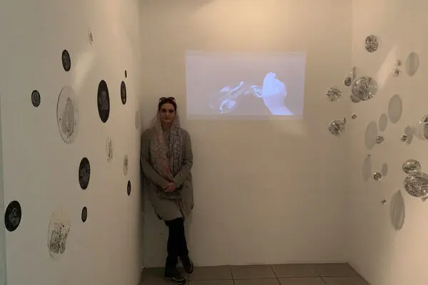 ببینید: آثار ستاره حسینی با موضوع گذر لحظه‌ها در زندگی