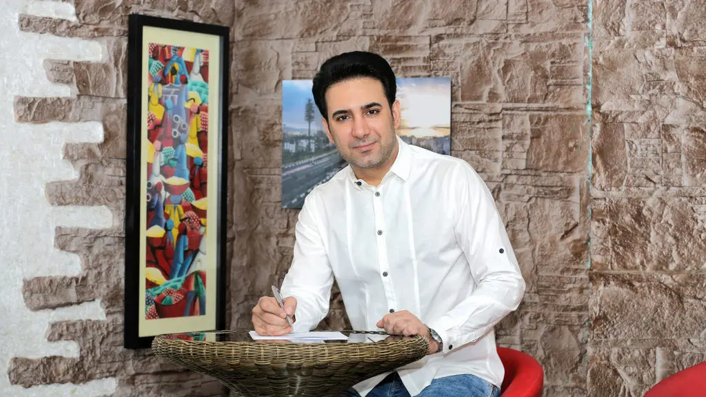 شاهین صمدپور آزاد شد/ عکس
