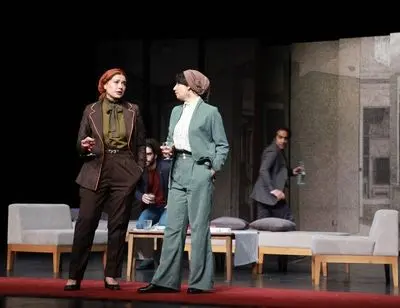 ببینید: دروغ لادن مستوفی و افشین هاشمی