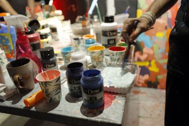 Live Painting Performance at Saless Gallery in Tehran with Vesta Color Support