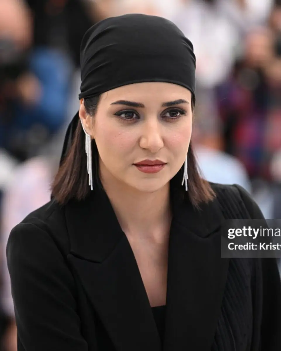 فتوکال فیلم زن و بچه سعید روستایی با حضور پریناز ایزدیار، پیمان معادی و سها نیاستی