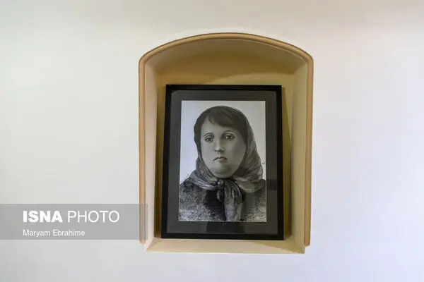 ببینید: یادگاری‌های پروین اعتصامی در خانه پدری‌اش