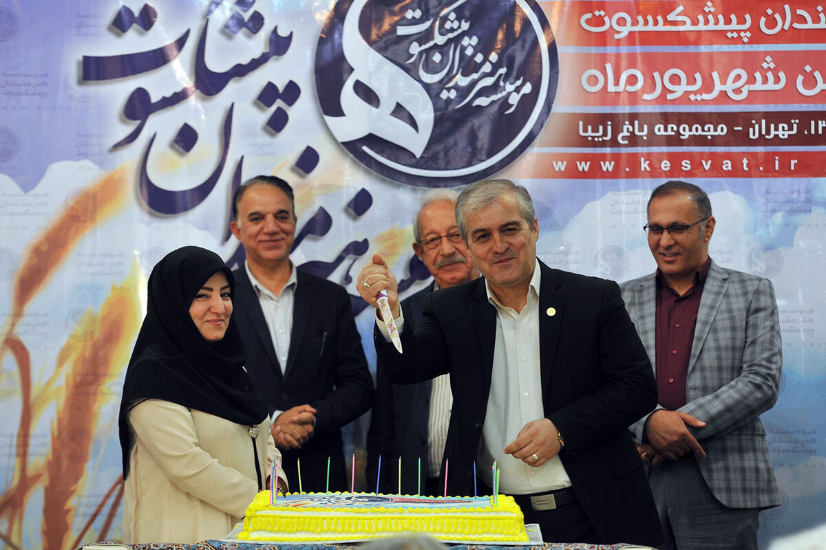 تجلیل از هنرمندان پیشکسوت متولد شهریورماه در مجموعه باغ زیبا