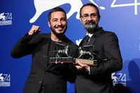 نوید محمدزاده با «شب داخلی دیوار» و جعفر پناهی با «بدون خرس» در جشنواره فیلم ونیز/ لیلا حاتمی فیلم‌ها را داوری می‌کند