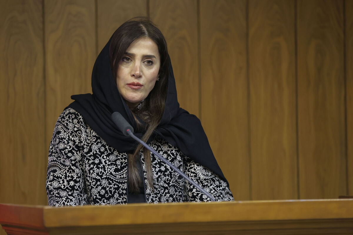 محبوبه کاظمی حراج باران پنجمین حراج باران 