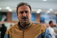 توضیح بهبود "پایتخت" درباره سکانس جنجالی دست بی قرار/ فیلم