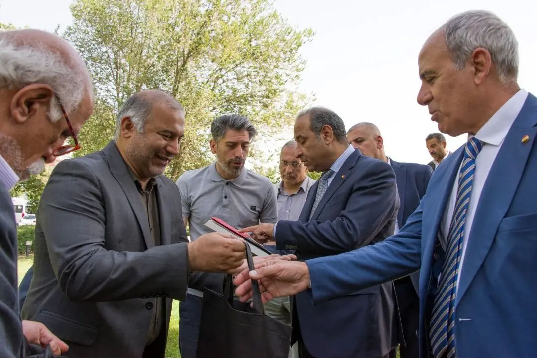 دیدار وزیر و مقامات فرهنگ و گردشگری عراق از گنجینه موزه هنرهای معاصر تهران