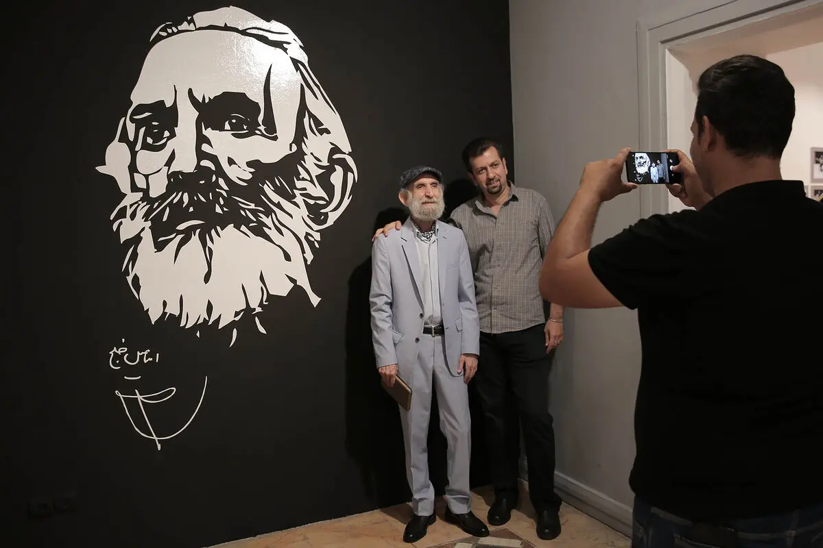 نمایشگاه نقاشی‌ اسماعیل خلج در خانه هنرمندان
