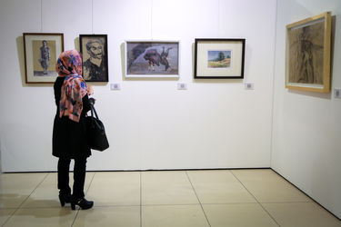 افتتاحیه نمایشگاهی از آثار هنرمندان در پردیس ملت