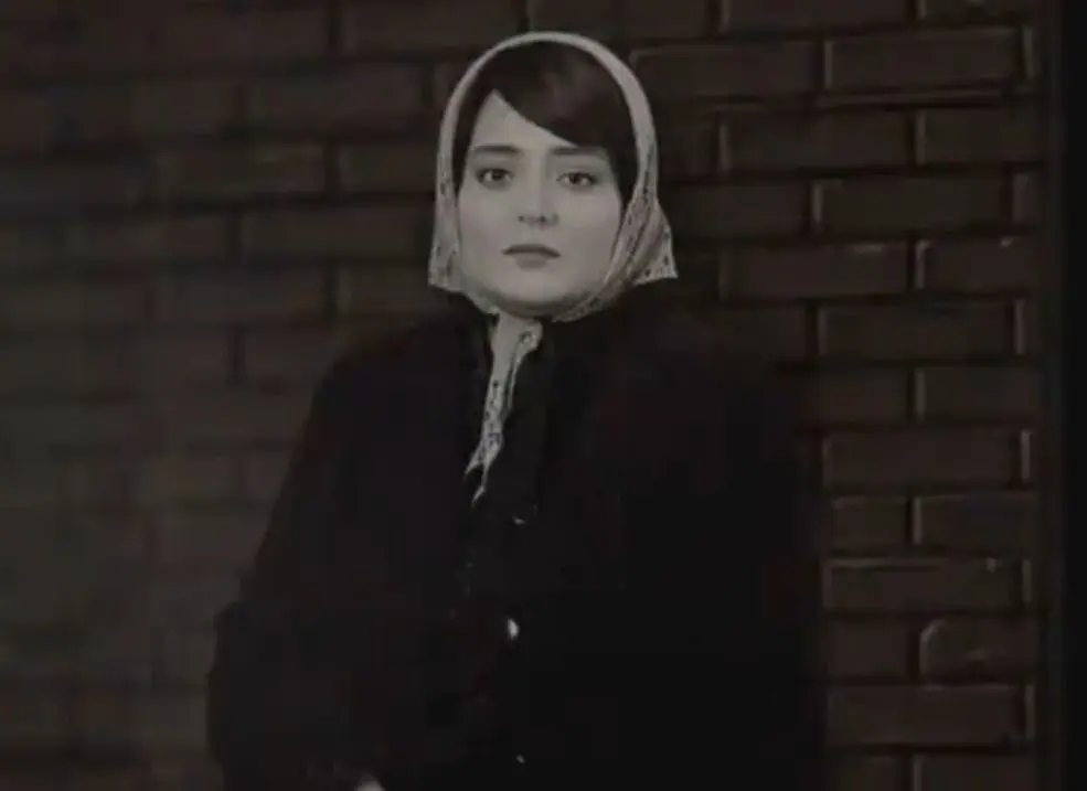 ویدئو: نرگس محمدی در نقش پروین اعتصامی