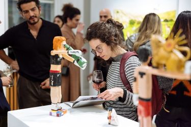 نمایشگاه 13 هنرمند ایرانی برگزار شده توسط گالری باوان به کیوریتور تکین آغداشلو