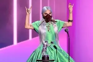 لیدی گاگا ستاره جوایز MTV شد