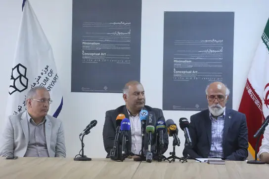 دیدار خبرنگاران خارجی از موزه هنرهای معاصر تهران