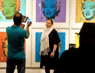 ببینید: مریلین مونرو و اندی وارهول در تهران