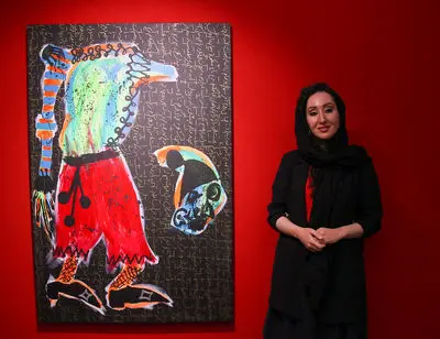 ببینید: نقاشی‌هایی رنگین از غزلیات شمس