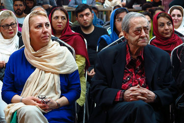 جشن زادروز احمدرضا احمدی در نشر همیشه 