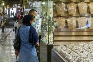 قیمت طلا ریخت | بازگشت قیمت طلا و سکه به روزهای خوب 