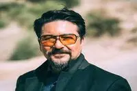 گلایه آقای بازیگر از وضعیت هنرمندان تئاتر/ باز و بسته شدن مکرر سالن‌ها ضربه می‌زند