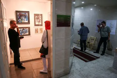 افتتاحیه نمایشگاه طراحی و تصویرسازی‌های پرویز لطف‌الهی در گالری ویستا پلاس