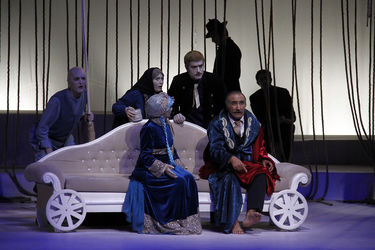 نمایش "کابوس حضرت اشرف" در تماشاخانه ایرانشهر ‎