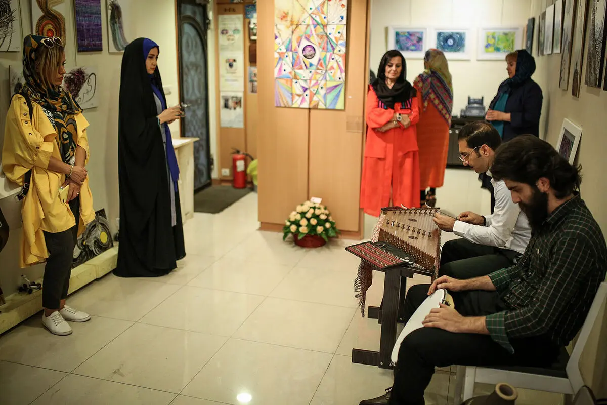 نمایشگاه نقاشی شهین قیدر شاداتی در گالری احسان
