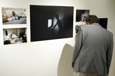 هفتمین نمایشگاه جایزه عکس شید در خانه هنرمندان