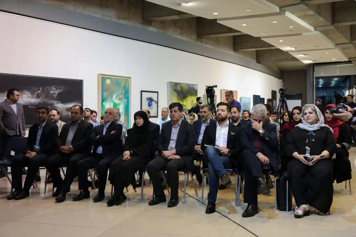 نمایشگاه و فروش آثار 