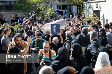تشییع پیکر رضا داوودنژاد
