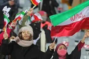 هنرمندان فوتبالی و هنرمندی که نگاه کردن به ورزش کردن دیگران را دوست دارد