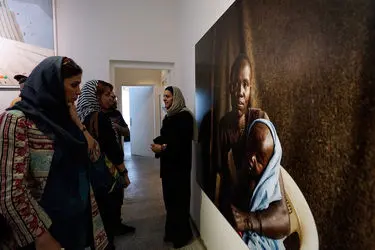 نمایش عکس های نیوشا توکلیان در گالری آب انبار