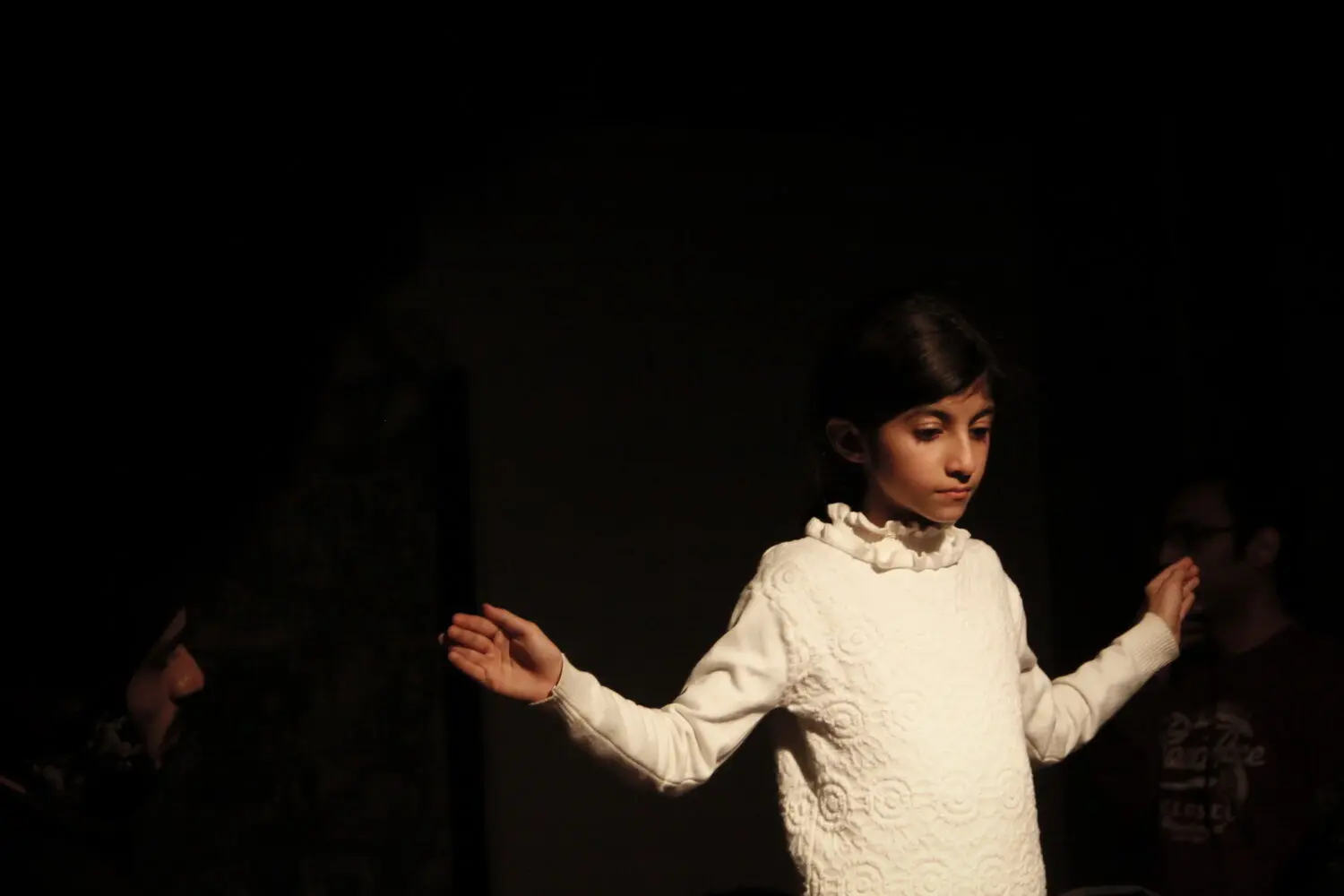 سی پرفورمنس، سی هنرمند، سی روز / 1