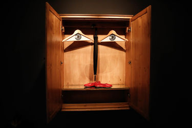 نمایشگاه مجموعه آثار کامبیز درم بخش با عنوان "سورپرایز" در گالری ویستا