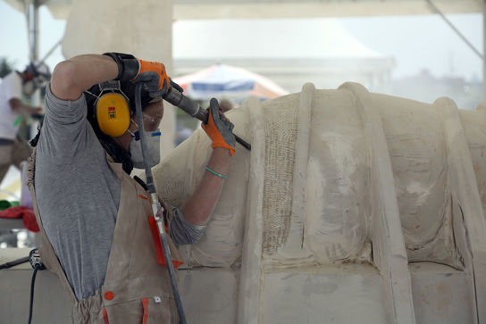 هشتمین سمپوزیوم بین المللی مجسمه سازی تهران