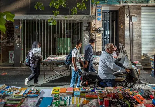 کتاب فروشی های خیابان انقلاب