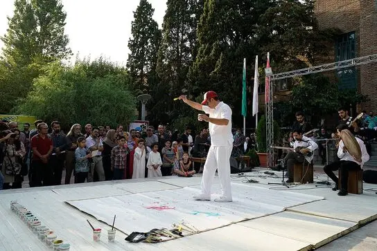 جشنواره هنر برای صلح در خانه هنرمندان