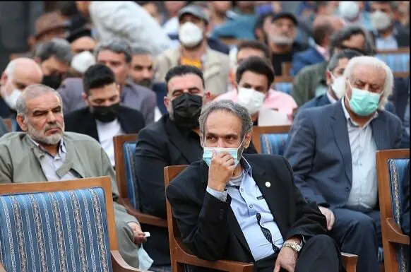 دیدار هنرمندان با سید ابراهیم رئیسی در مراسم افطاری ۱۴۰۱