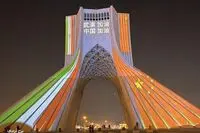 ببینید: برج آزادی رنگی تر از همیشه/توضیحات مهدی افضلی