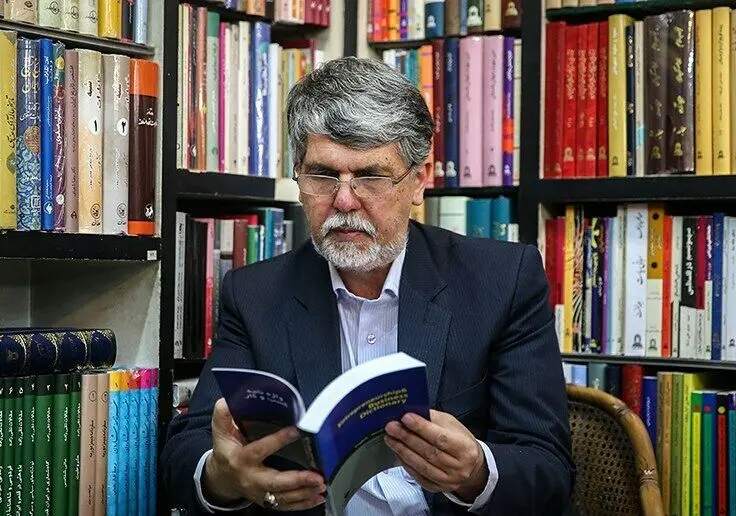 واکنش وزیر ارشاد به تبلیغات جنجالی فیلم حاتمی‌کیا