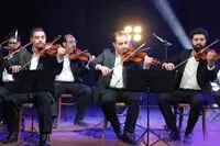 ویدئو: اجرای موسیقی فیلم "شعله" توسط نوازندگان ایرانی